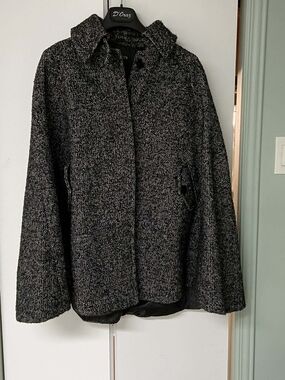Jacob Black and White Tweed Cape Jacket